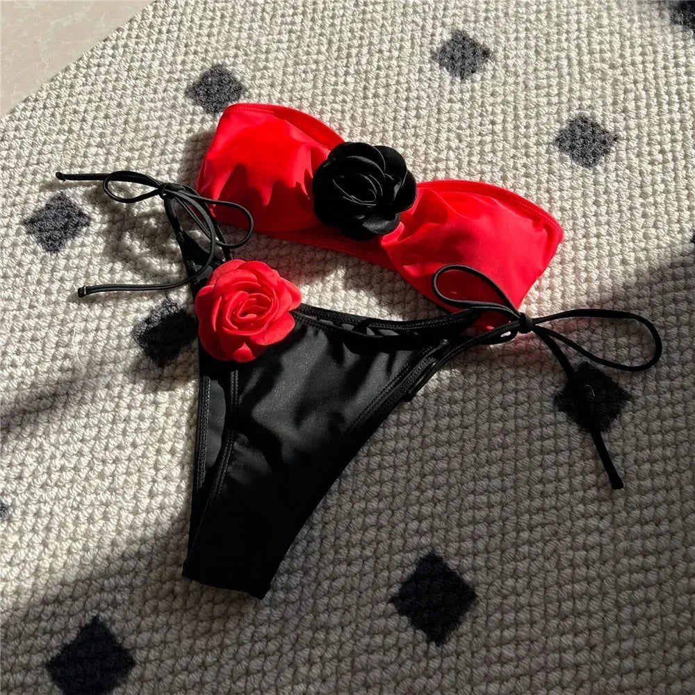 Bikini Bandeau Floral con Cordones 2026 | Corte Brasileño | Kaivowear