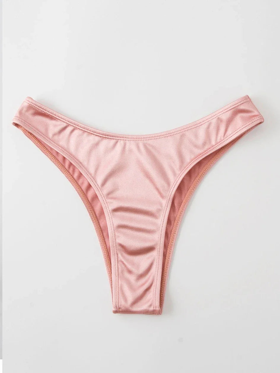 Bikini sin tirantes sexy vacacione