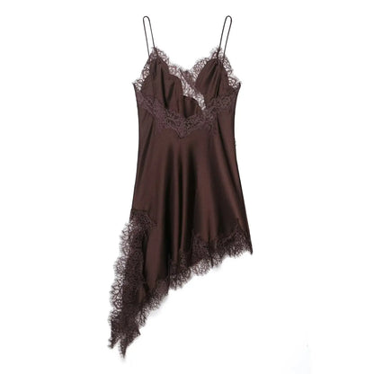 vestido transparente de encaje empalmado de satén