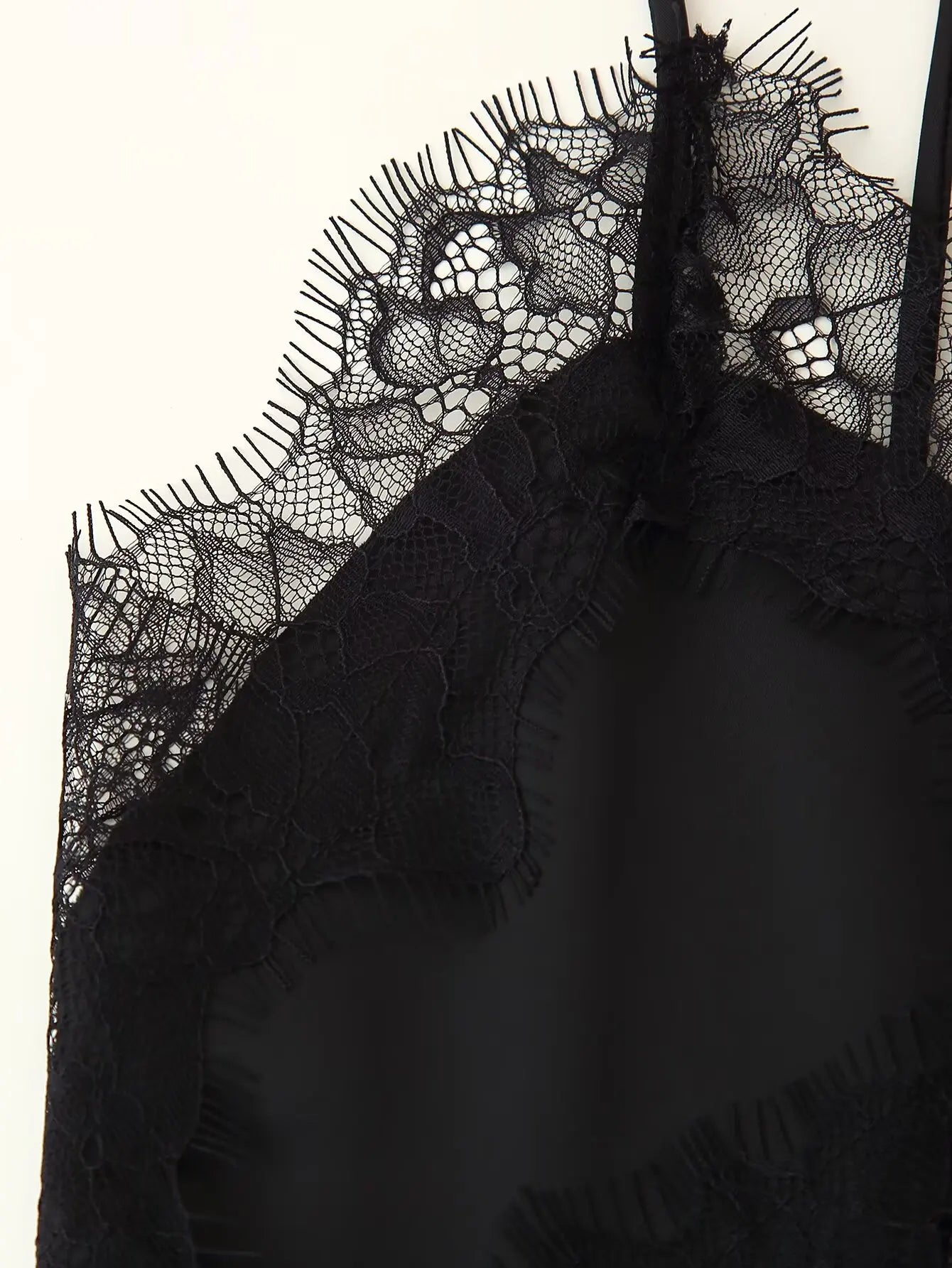 Vestido camisola con paneles de encaje