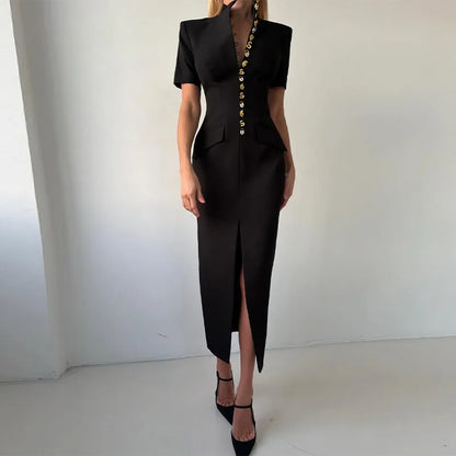 Vestido Midi Ajustado de Cuello Alto