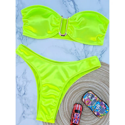 Bikini sin tirantes sexy vacacione