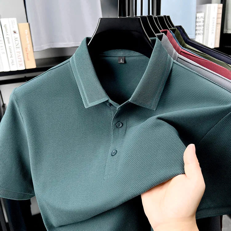 Polo de 76% algodón para hombre: tela texturizada transpirable