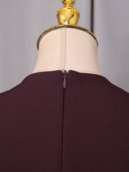 blusa elegante de cintura alta sin mangas con cuello redondo
