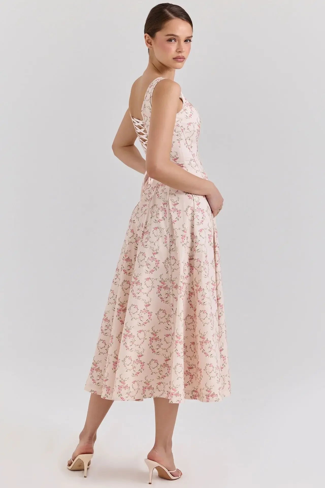 Vestido jardinera princesa