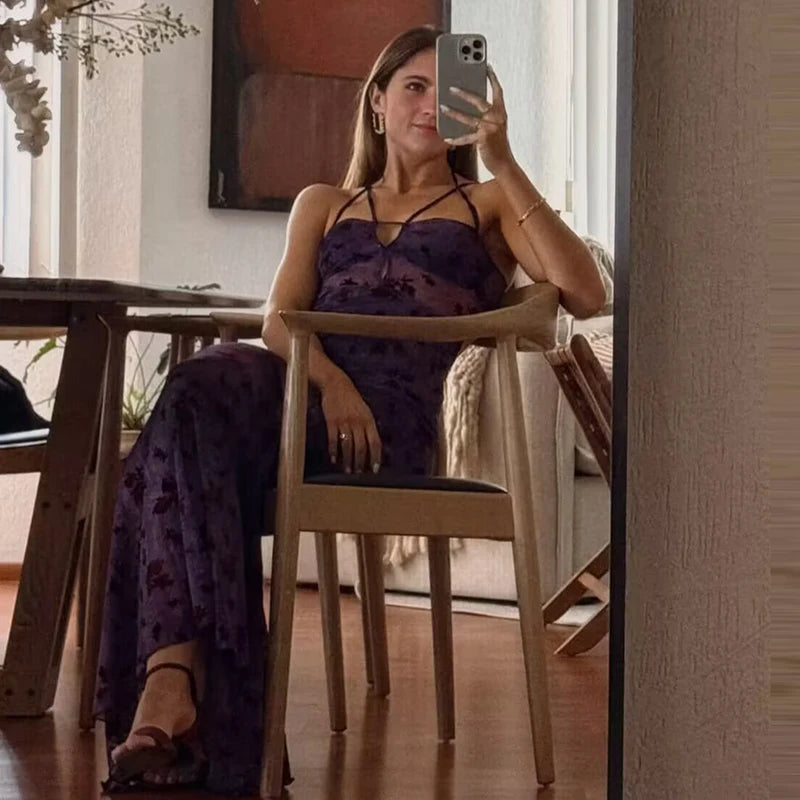 Vestido floral discreto elegante