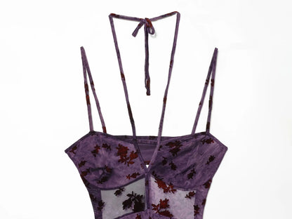 Vestido floral discreto elegante