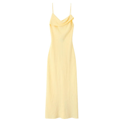 vestido sin espalda asimétrica ajustado con tirantes