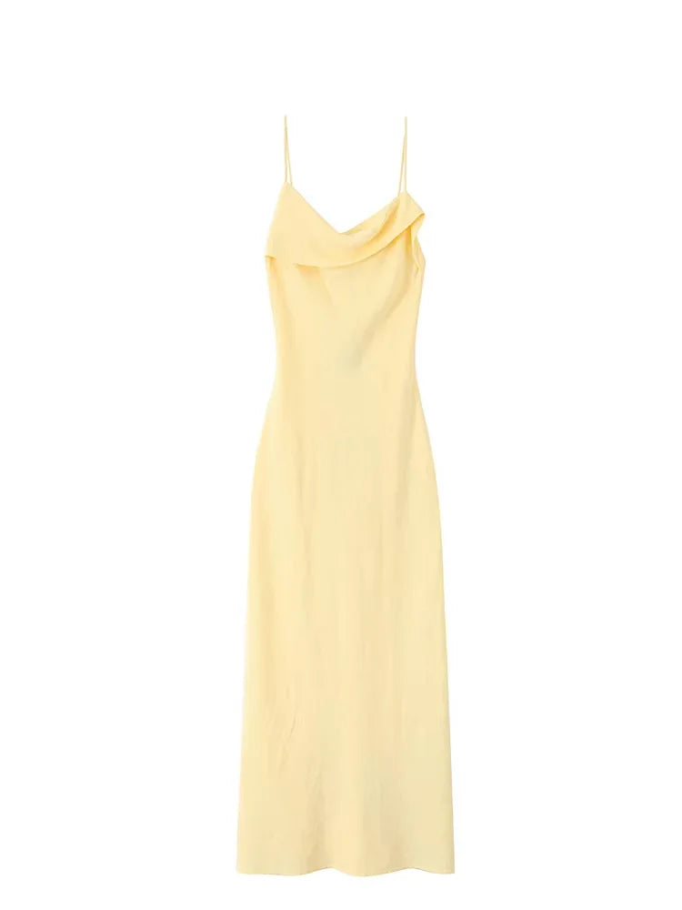 vestido sin espalda asimétrica ajustado con tirantes
