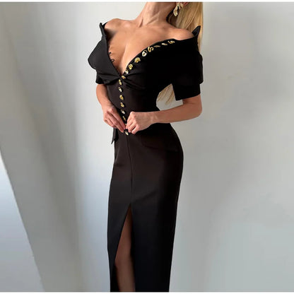Vestido Midi Ajustado de Cuello Alto