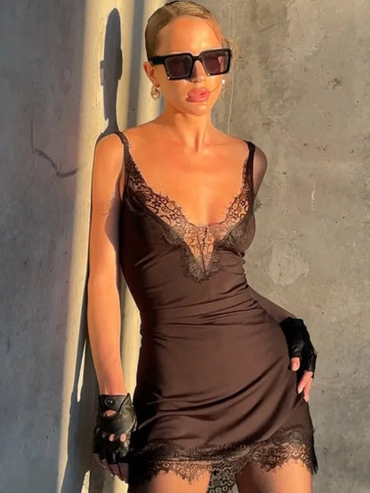 Vestido camisola con elegante y sexy a la moda