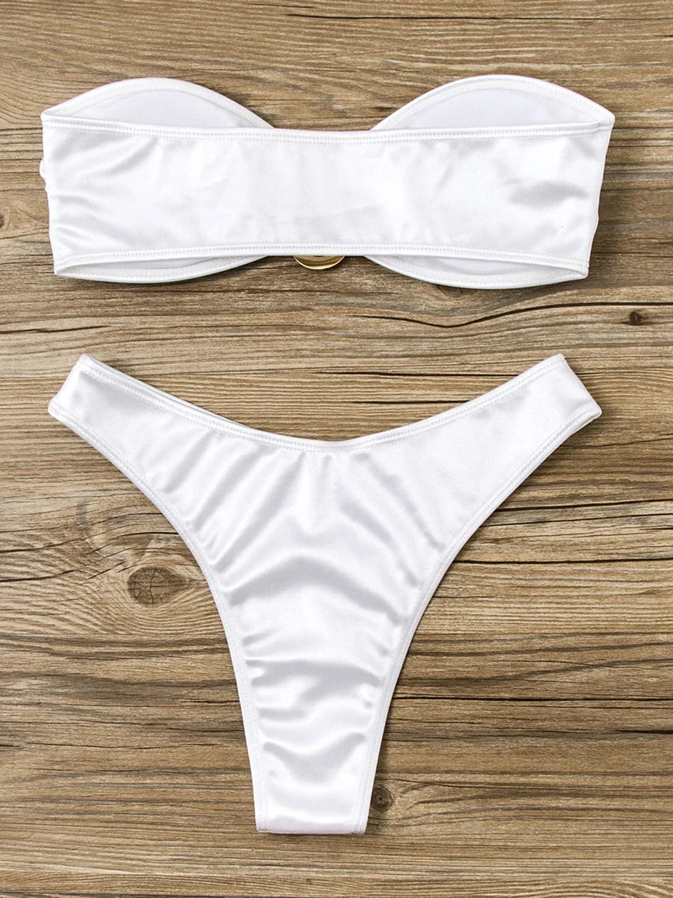 Bikini sin tirantes sexy vacacione