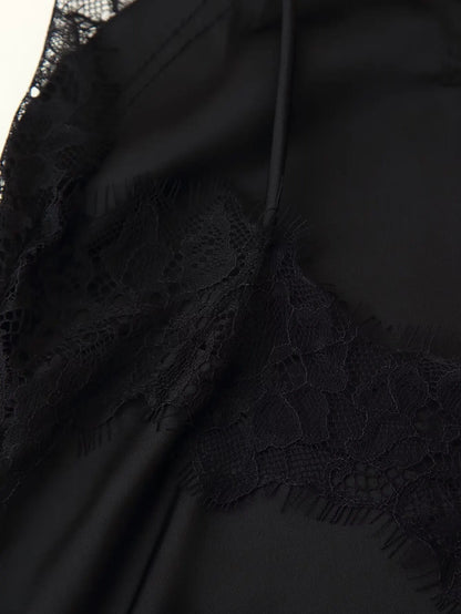 Vestido camisola con paneles de encaje