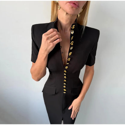 Vestido Midi Ajustado de Cuello Alto