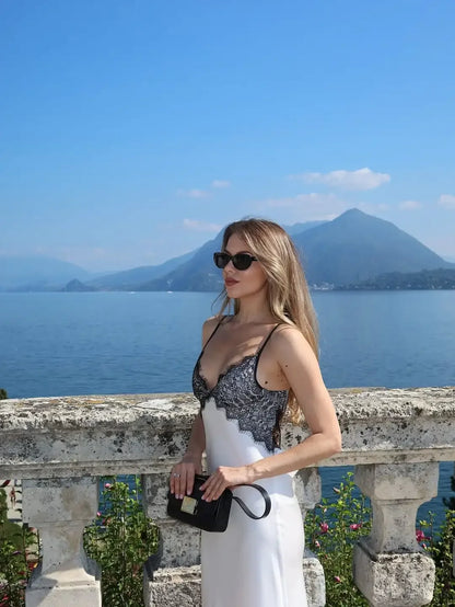 Vestido con tirantes de retazos