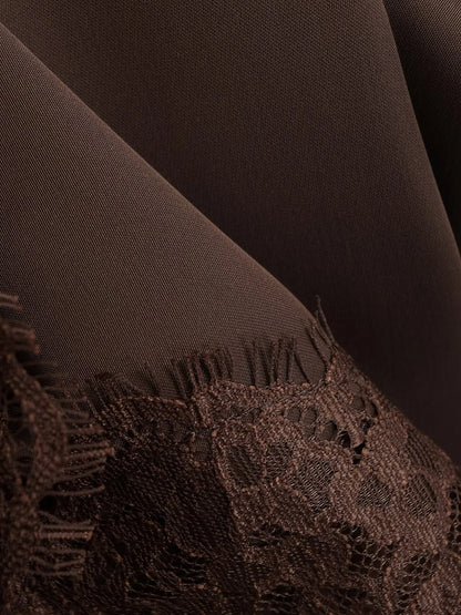 Tops sexis de satén con textura de encaje