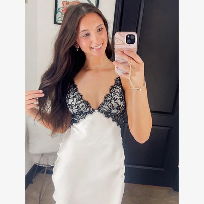 Vestido con tirantes de retazos