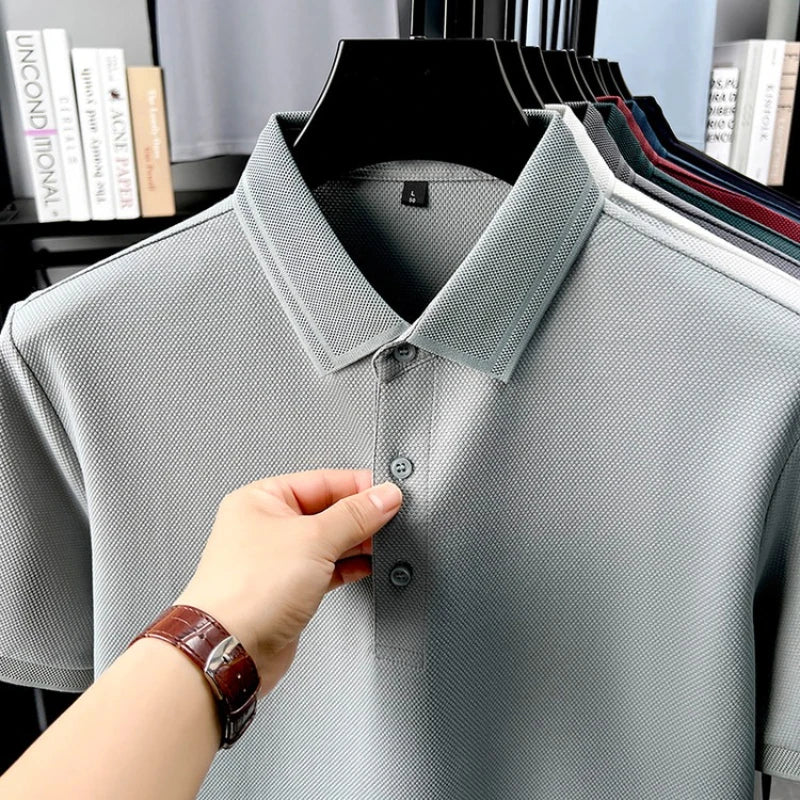 Polo de 76% algodón para hombre: tela texturizada transpirable
