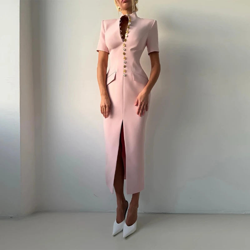 Vestido Midi Ajustado de Cuello Alto