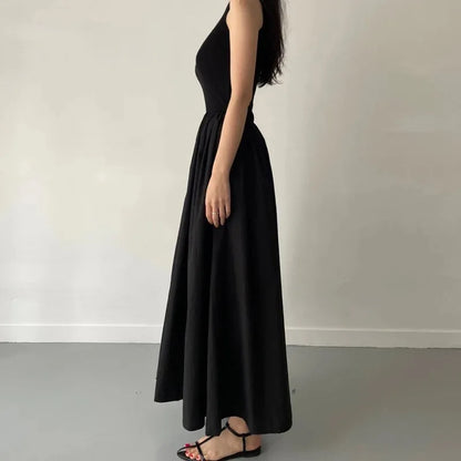 Vestido discreto elegante negro