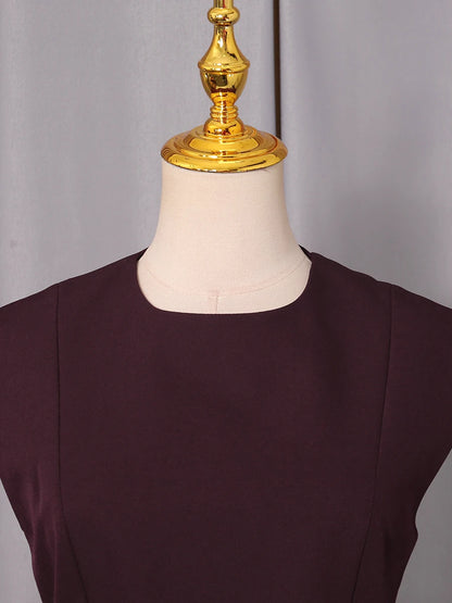 blusa elegante de cintura alta sin mangas con cuello redondo