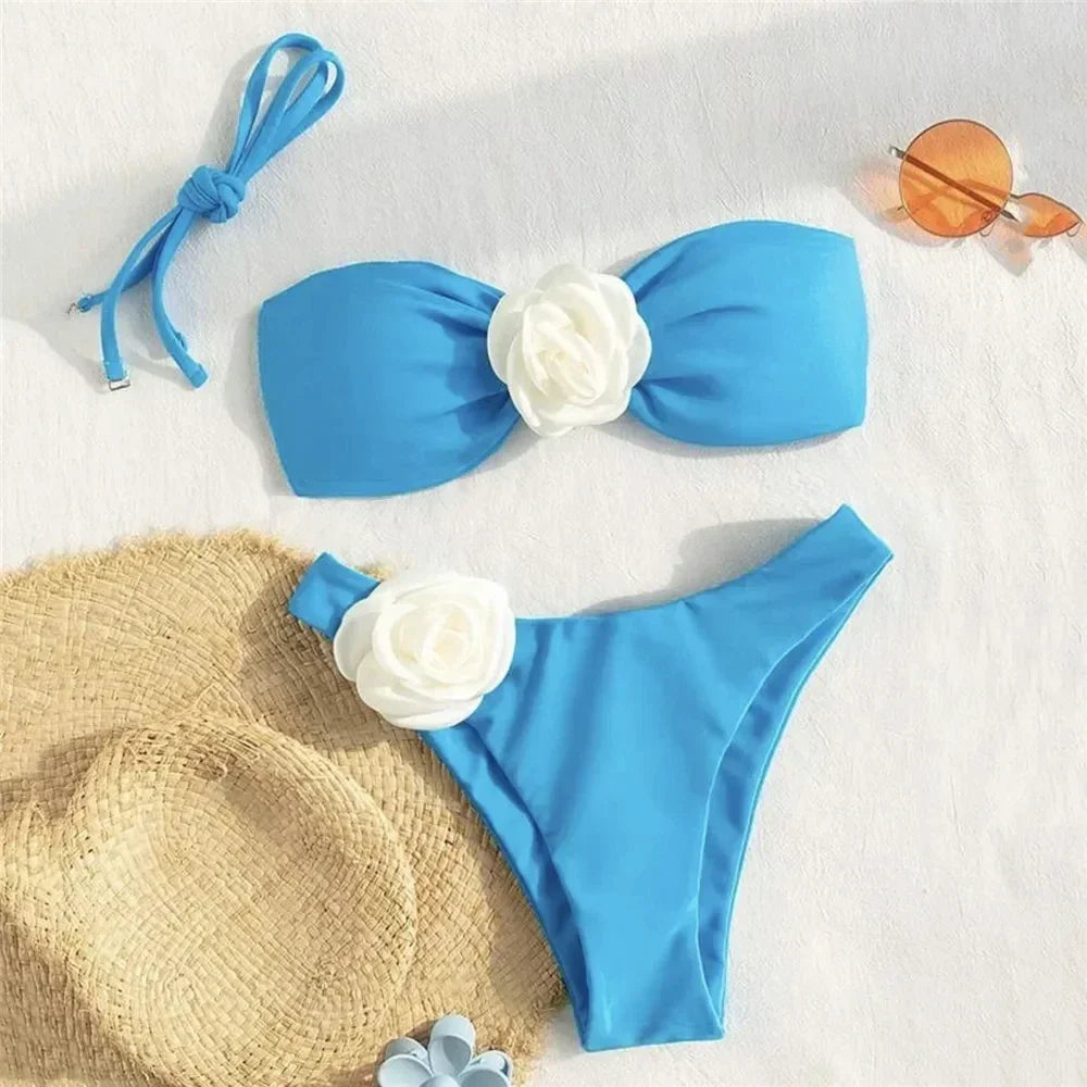 Bikini Bandeau Floral con Cordones 2026 | Corte Brasileño | Kaivowear