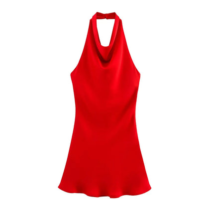 vestido con textura satinada