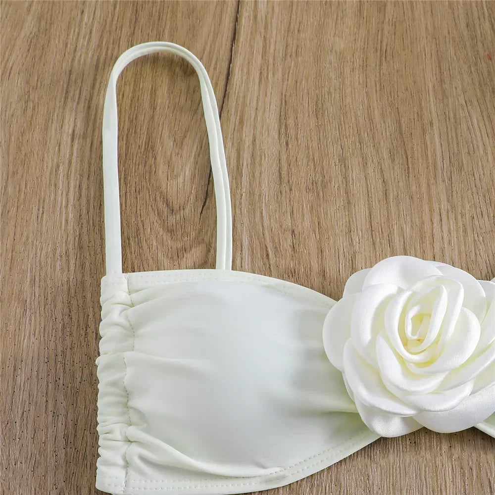 Bikini Bandeau Floral con Cordones 2026 | Corte Brasileño | Kaivowear